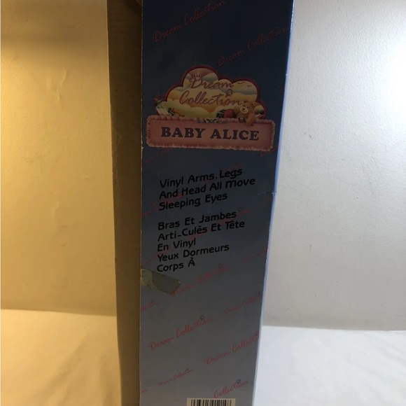 Vintage Dream Collection Baby Alice Doll in Original Box - Picture 8 of 11